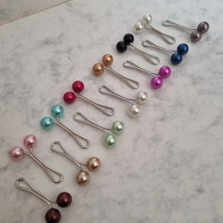 Drop Pearls Pins