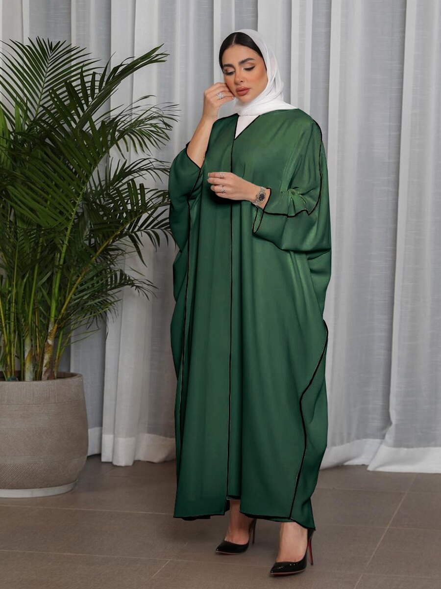 Line Wrapped Abaya