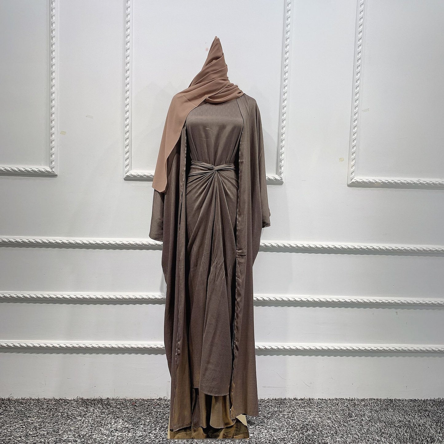 Djamila 3 Piece Abaya